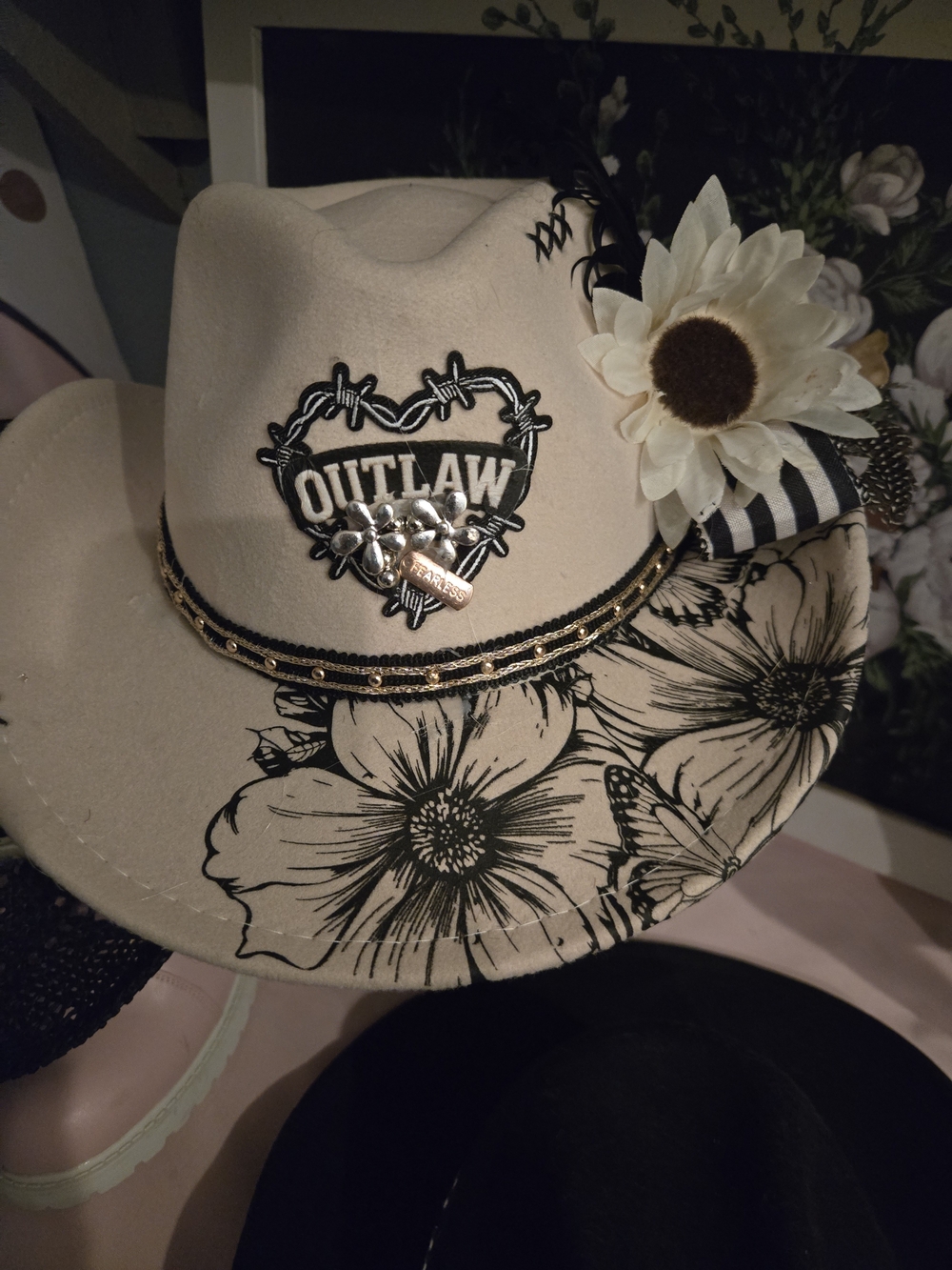 Outlaw Floral Embellished Women's Cowboy Hat - Cream